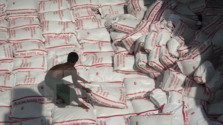 Thailand considers suspending stock rice sales