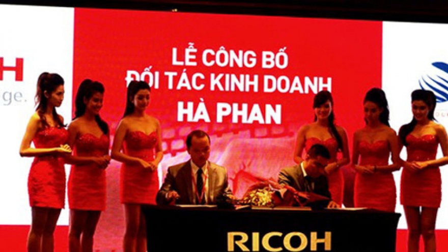 Ricoh signs new deals with Vietnamese partners