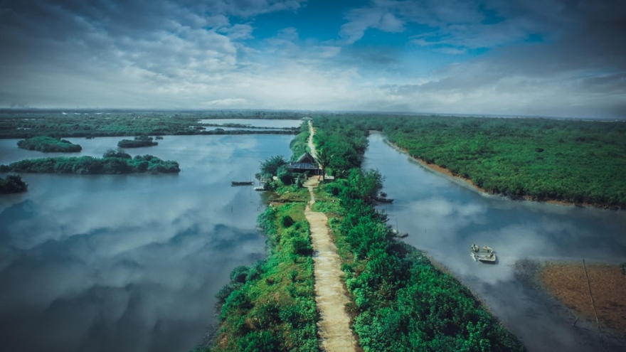 Great Vietnam road trip through Nam Dinh