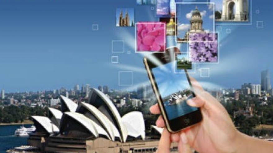Mobile operators compete to reduce roaming rates