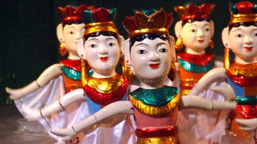 Water puppets attend Hanoi Days in Fukuoka, Japan