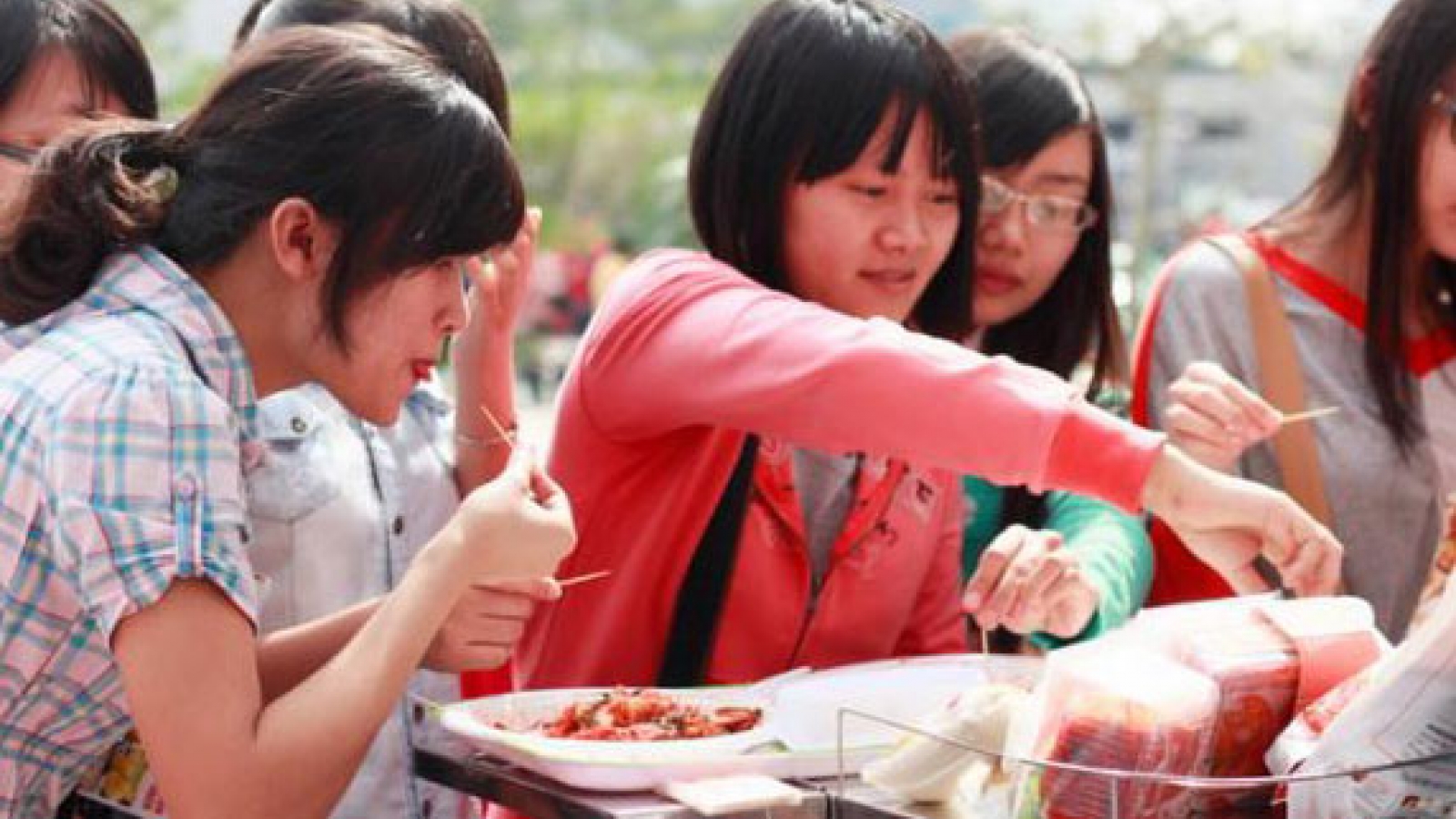 RoK continues vocational training programme for Vietnamese women