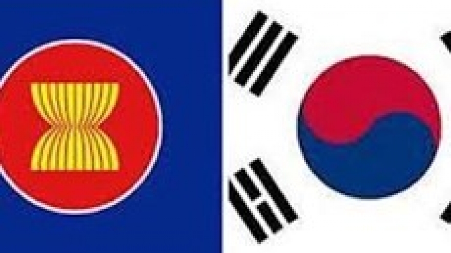 ASEAN, RoK agree to join hands in building smart cities