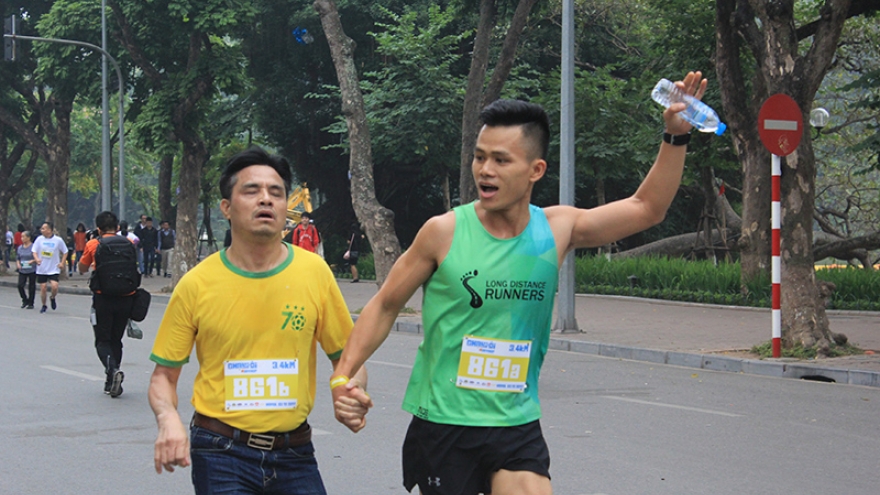 ‘Run with me’ attracts 1,000 participants 