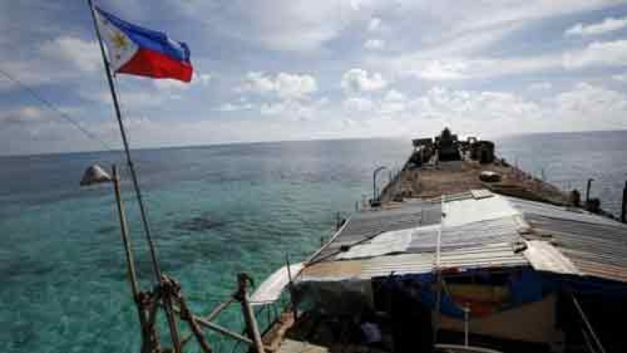 US encourages Philippines, China to engage in dialogue