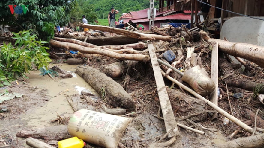 Sa Na village in Thanh Hoa hit by devastating flash floods