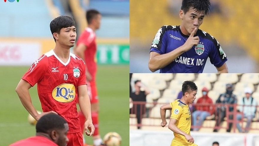 
        Tien Linh, Quang Hai among top scorers in V-League 2018
                          
                      