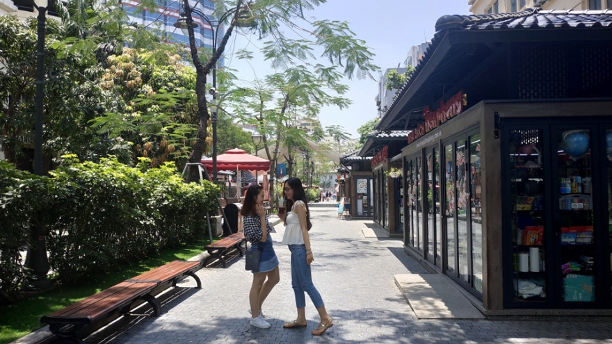 7 free check-in points in Hanoi