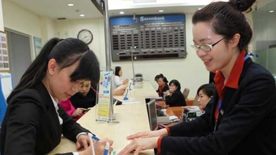 
        SBV gives nod to Southern Bank, Sacombank merger
                              