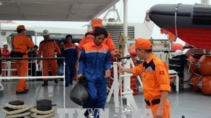 Vietnamese sailors on Malaysian sunk ship rescued