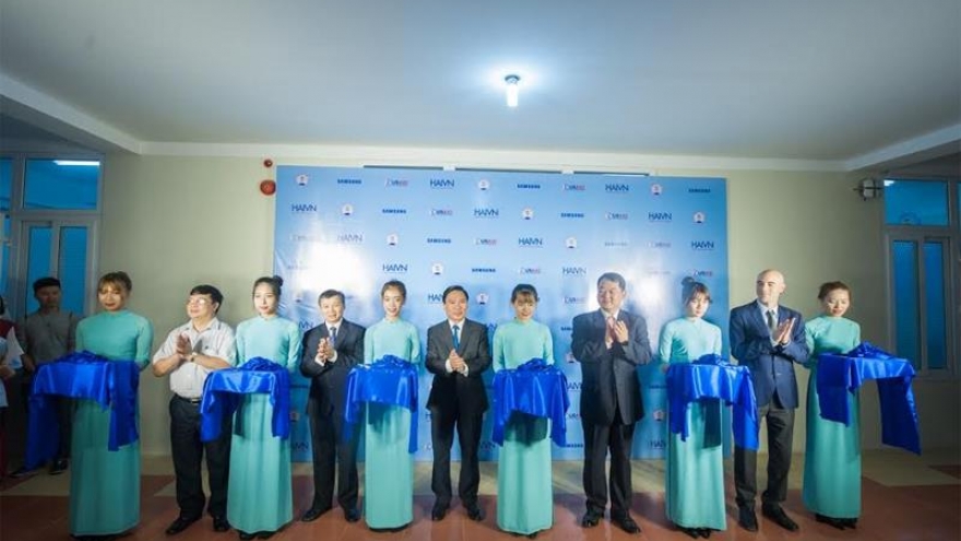 Samsung introduces Smart Schools in Thai Nguyen
