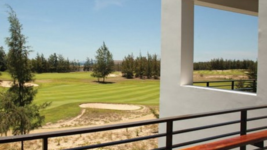 Villas in world-class Montogomerie golf course listed for sale