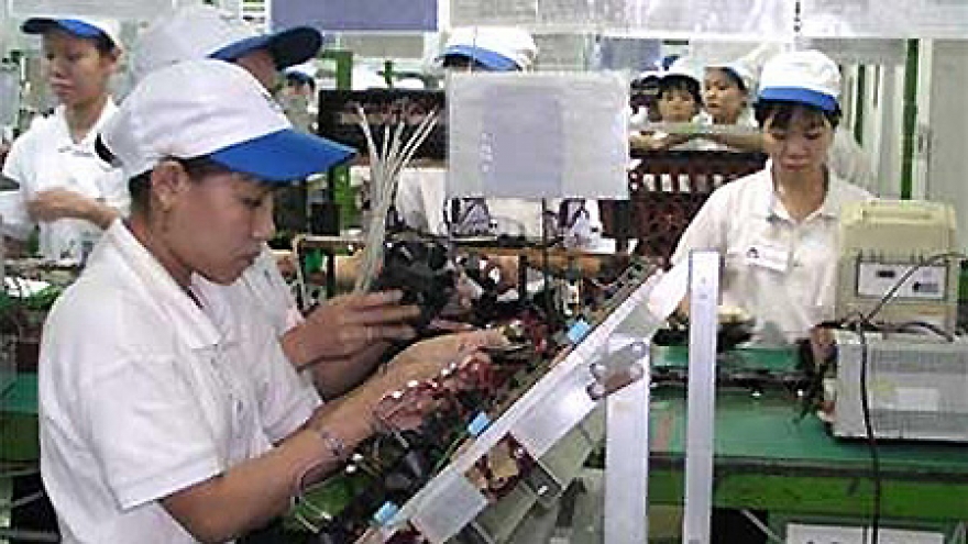 French businesses encouraged to invest in Vietnam