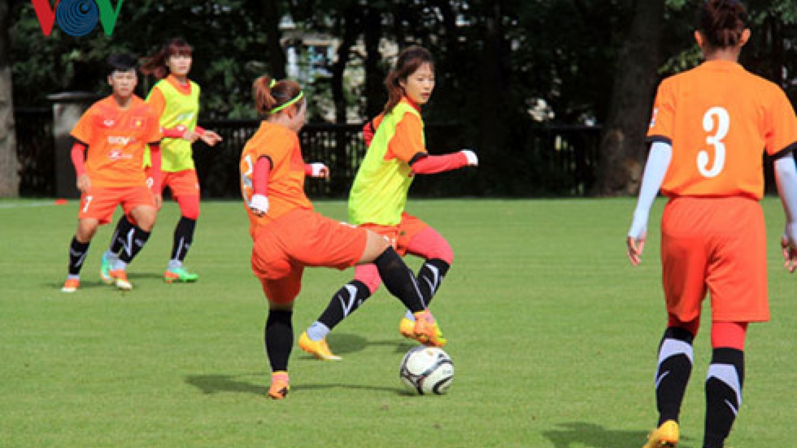 Women’s football plays AFF tune-up in Czech Republic