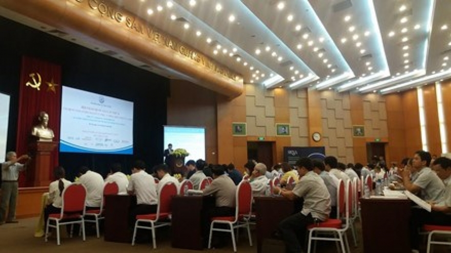 Seminar discusses atomic energy application