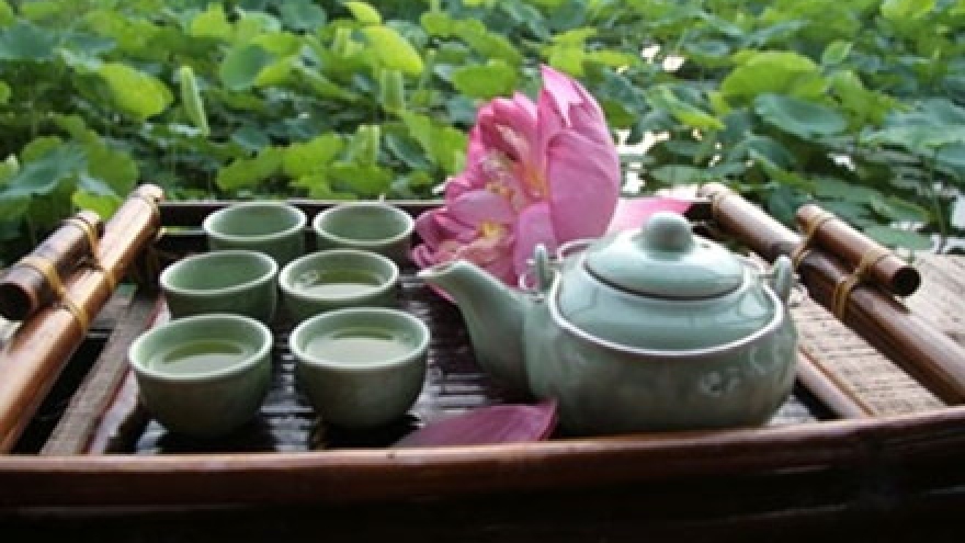 Vu Hoa Thao and Quang An lotus tea trademark