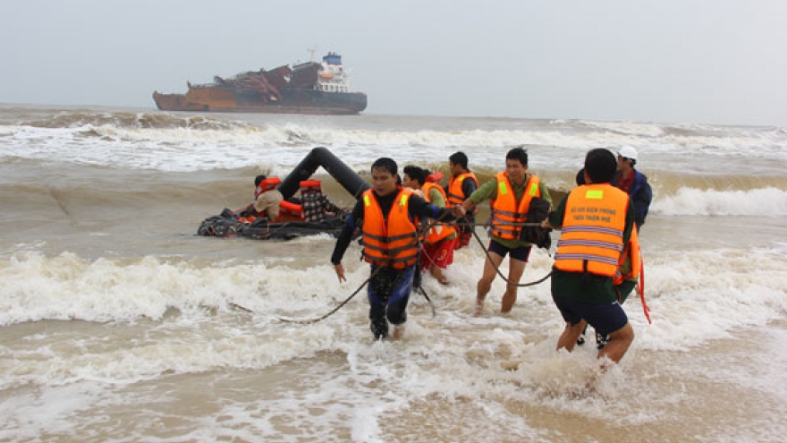 Five Malaysian crewmen rescued
