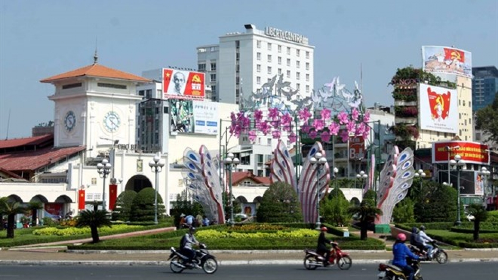 Deputy PM okays underground shopping centre at Ben Thanh station
