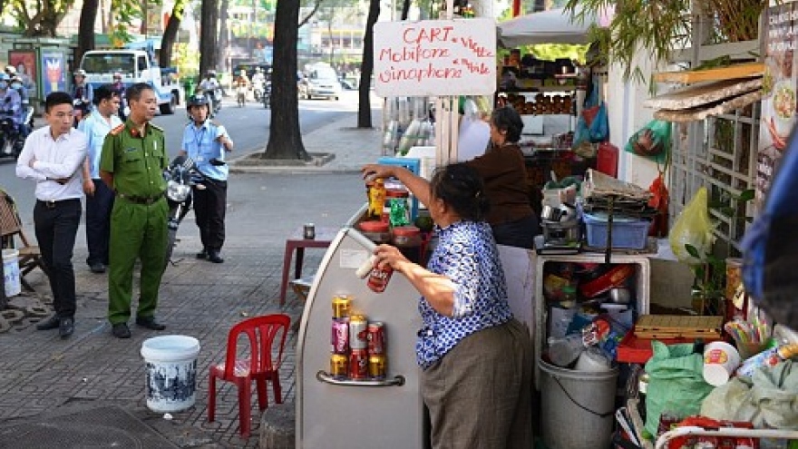 Fighting sidewalk occupancy a top priority: HCM City chair