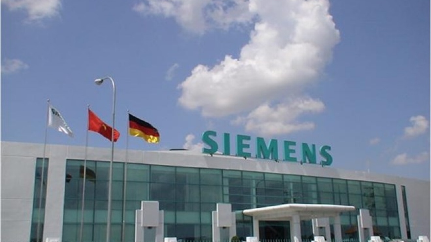 Deputy PM receives German Siemens representative