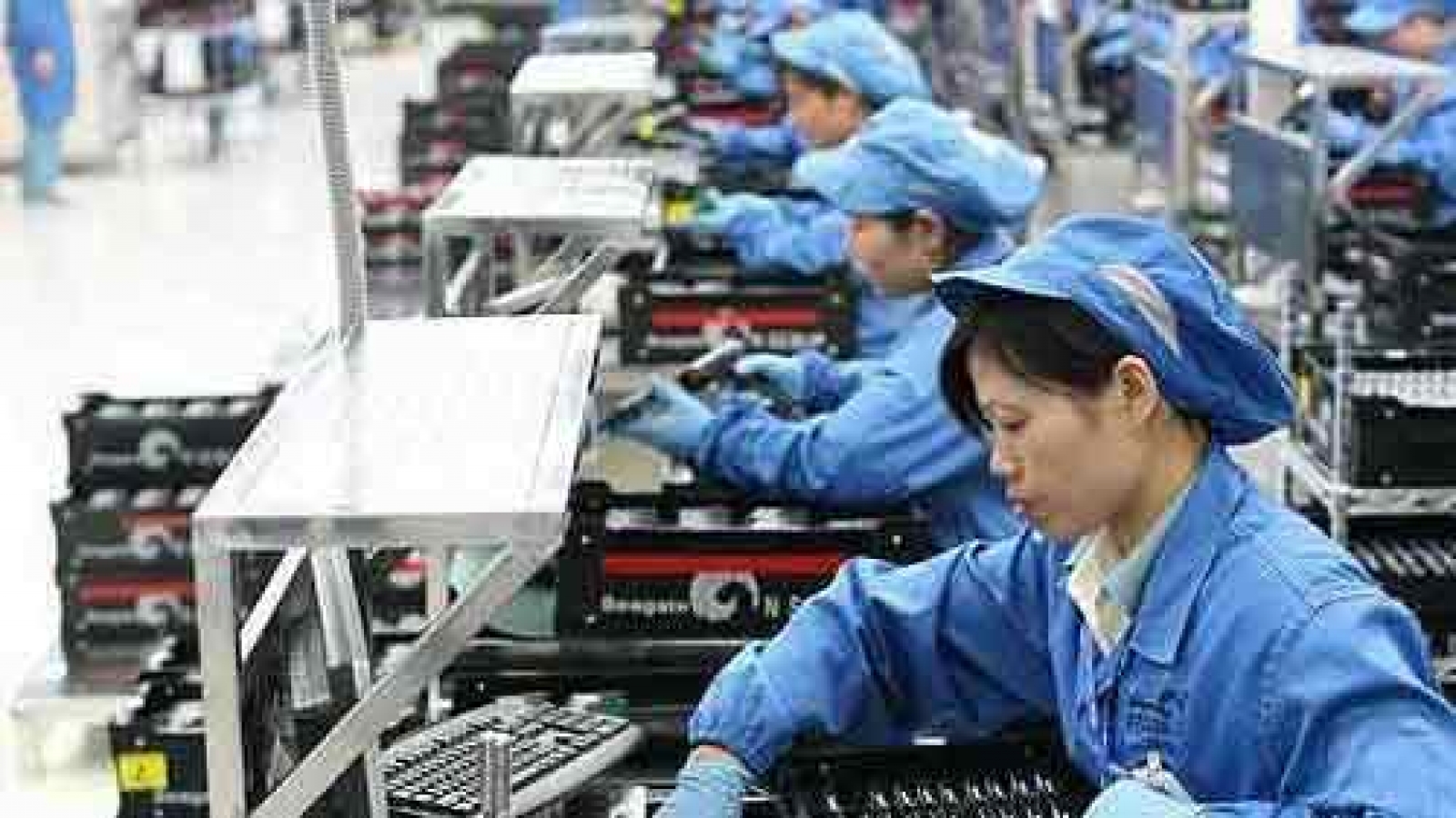Singapore exports fall most in three years in March
