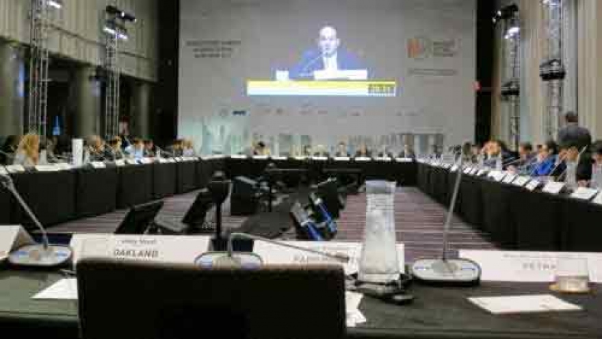 Global cities summit opens in Singapore