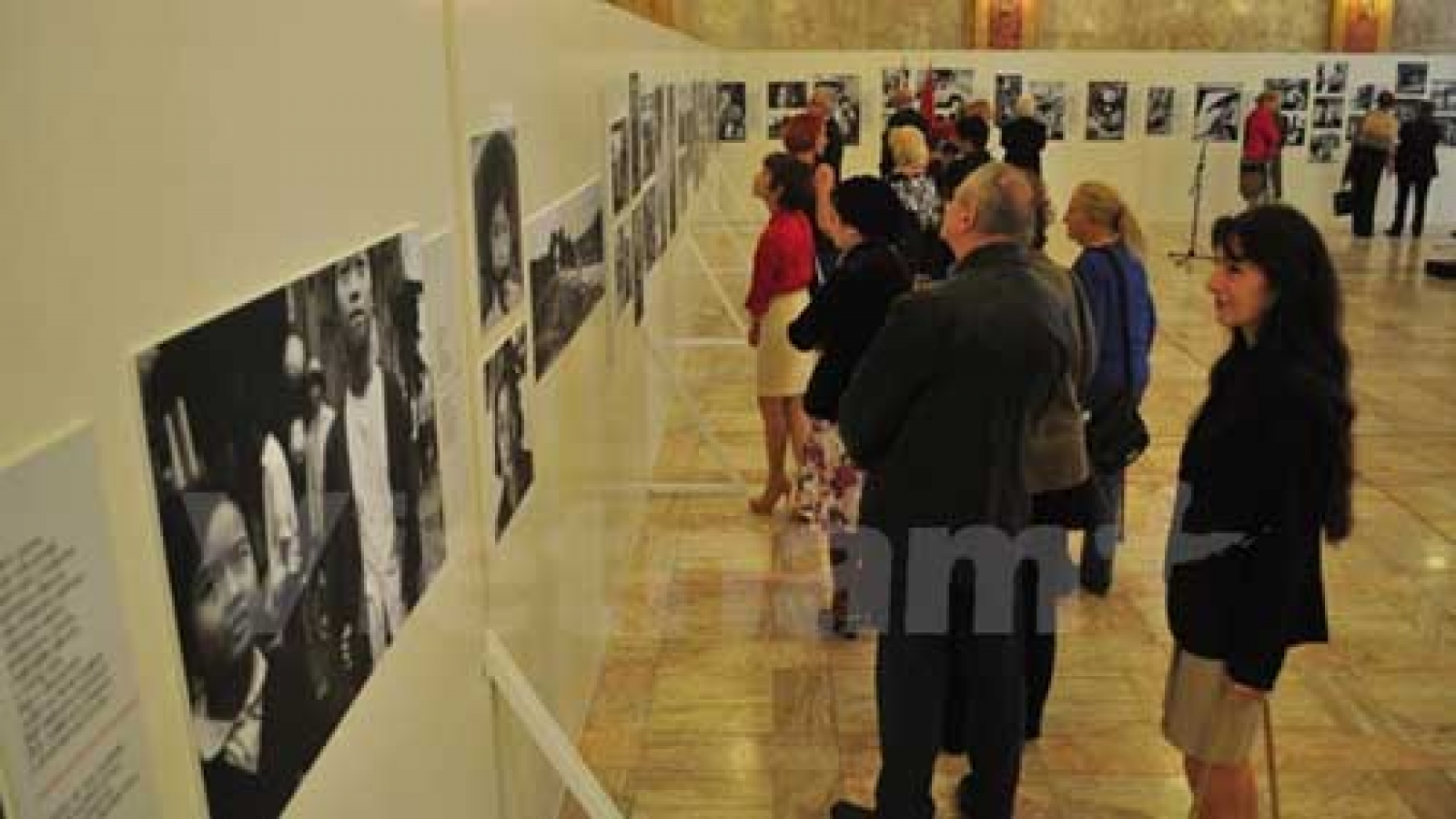 Photo exhibition on Vietnam during wartime held in Slovakia