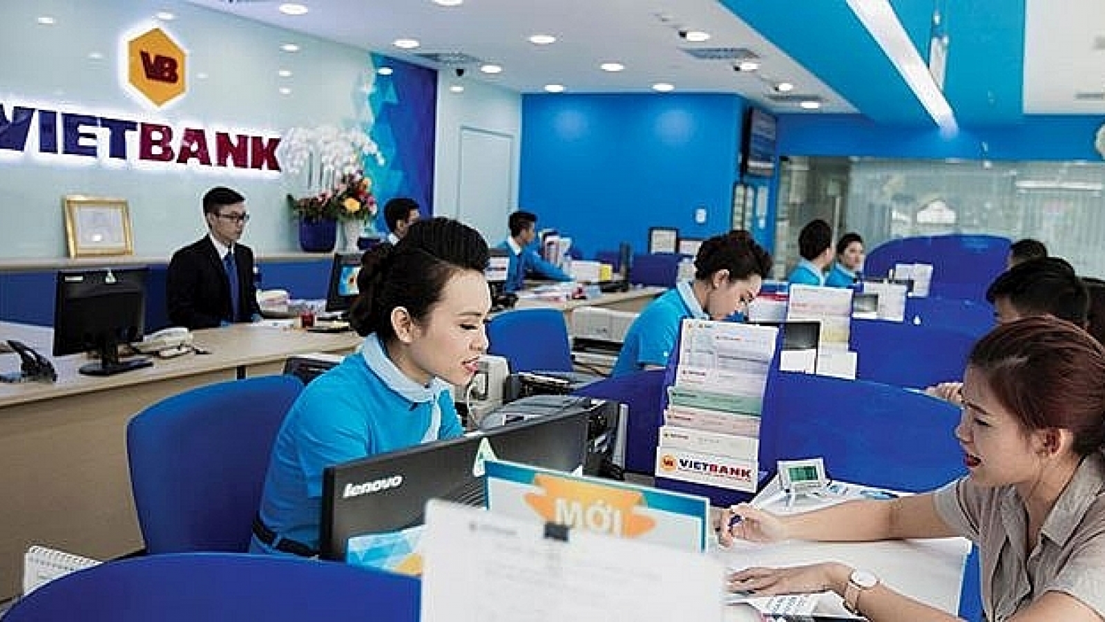 Small-scale banks massively hike charter capital