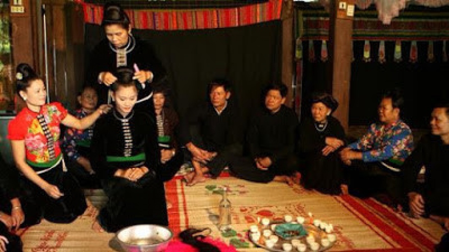“Tang cau”, a special wedding ritual of the Black Thai