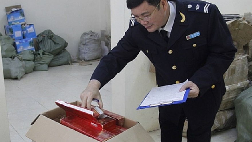 1,300 packs of smuggled cigarettes seized