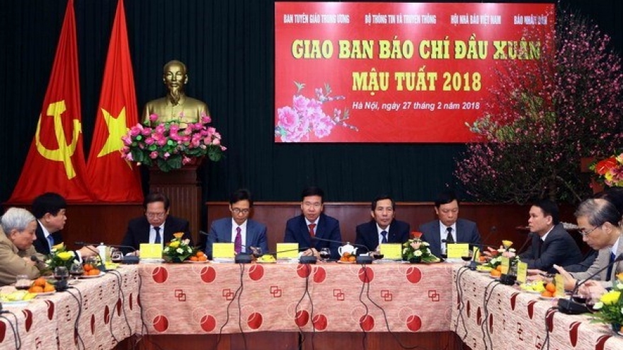 Deputy PM lauds press for socio-economic development