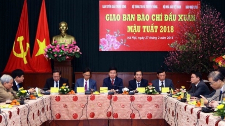 Deputy PM lauds press for socio-economic development