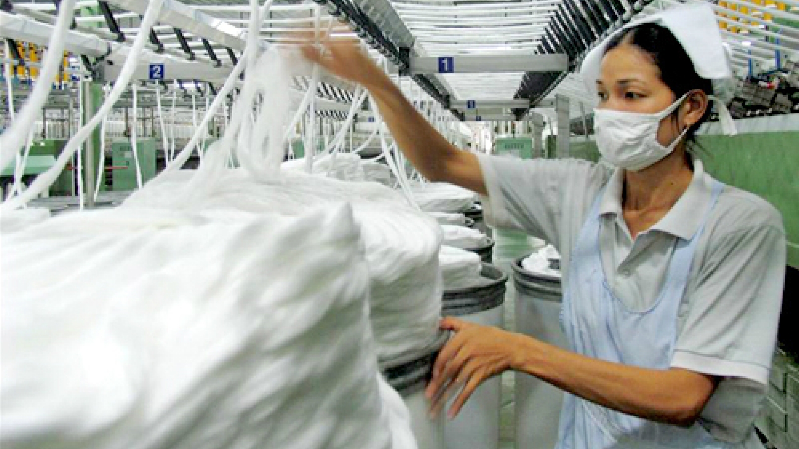 DOC initiates anti-dumping investigations into Vietnam fibre