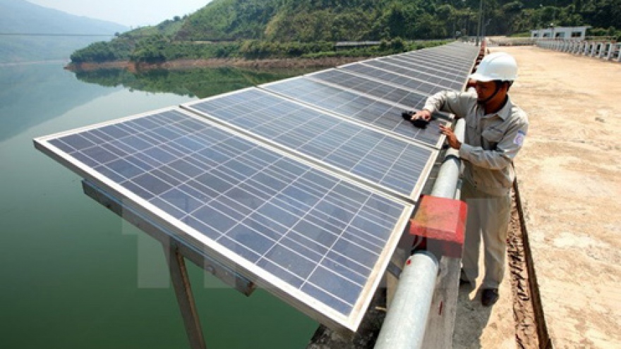 Quang Binh solar power project makes adjustments