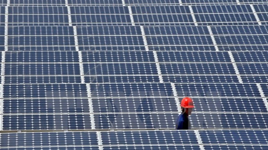 Danang launches solar power project