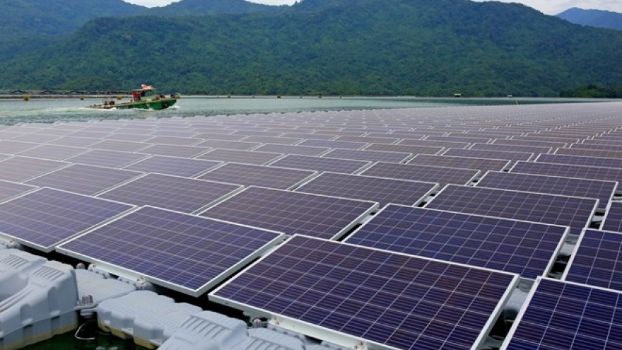 
        Challenges facing solar power development in Vietnam
                              