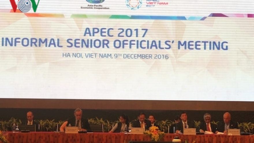 APEC senior officials gather at informal meeting in Hanoi