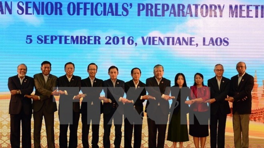 Vietnam attends ASEAN SOM in Philippines