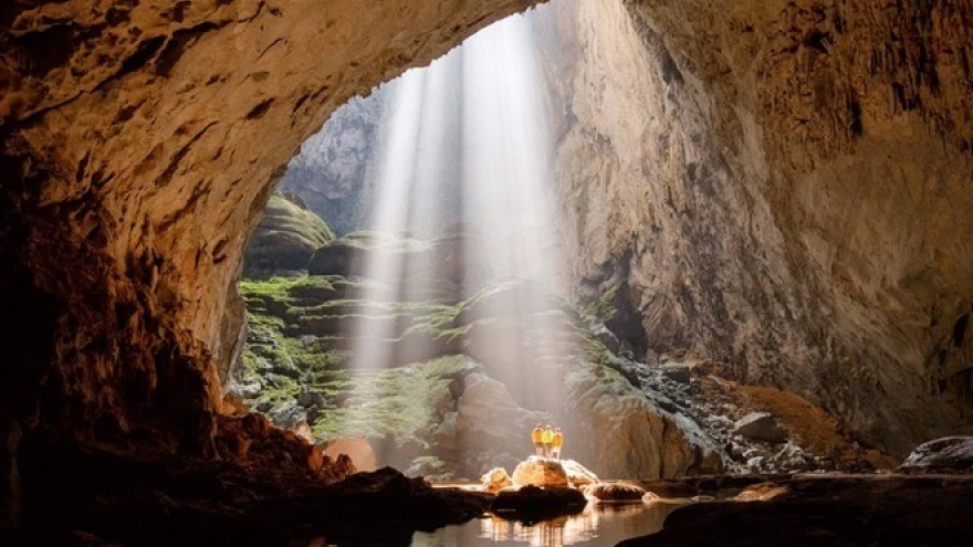 Quang Binh denies building cable to famous cave