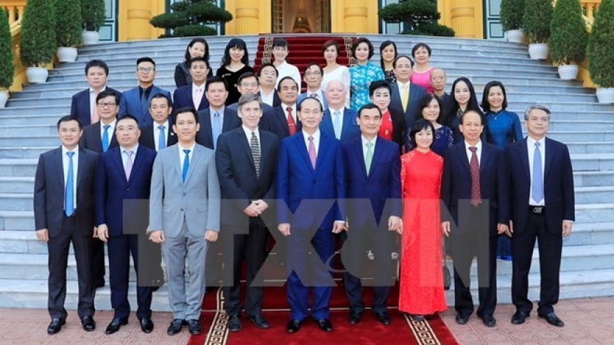President hosts sponsors of APEC Economic Leaders’ Week