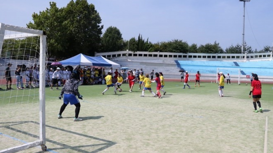 Vietnamese students gather in sport festival in RoK