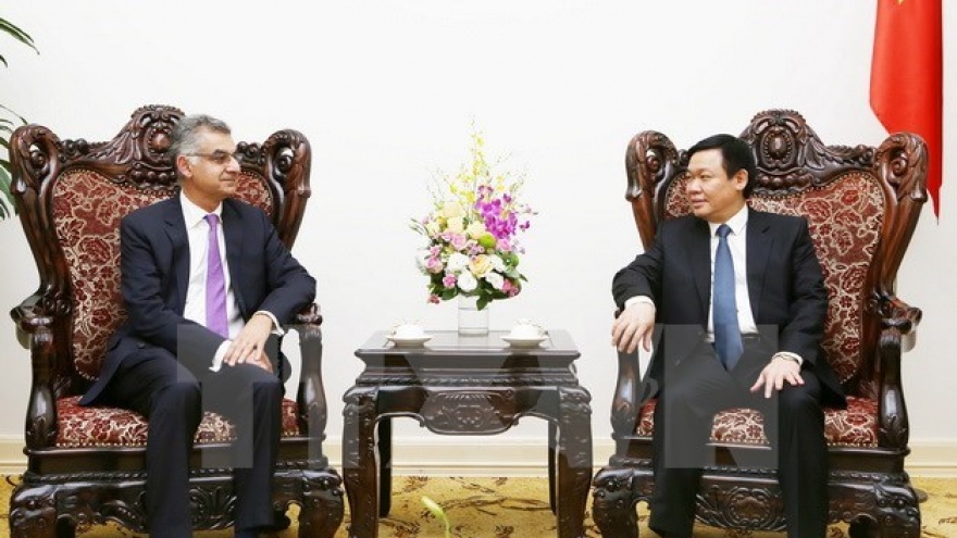 Deputy PM hosts Standard Chartered Vietnam’s CEO