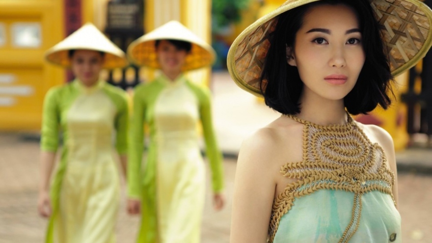 Hoi An a hotspot for foreign stars