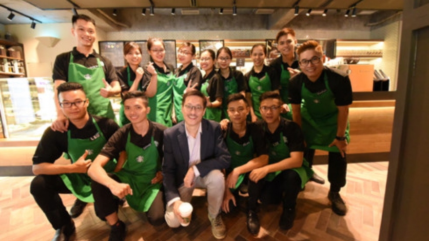 Another Starbucks café opens in Vietnam