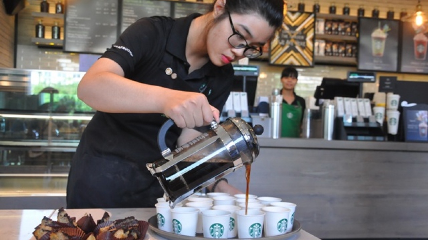 Starbucks opens fifth coffee shop in Hanoi