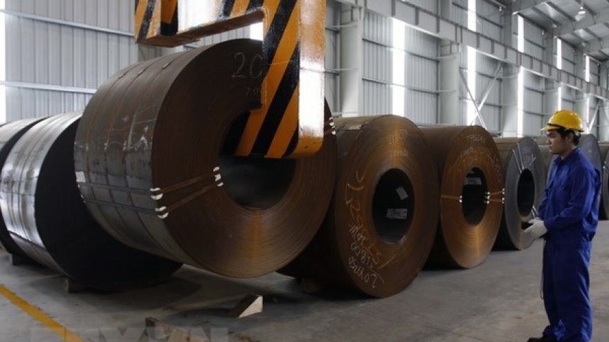 Vietnam maintains tariffs on imported steel