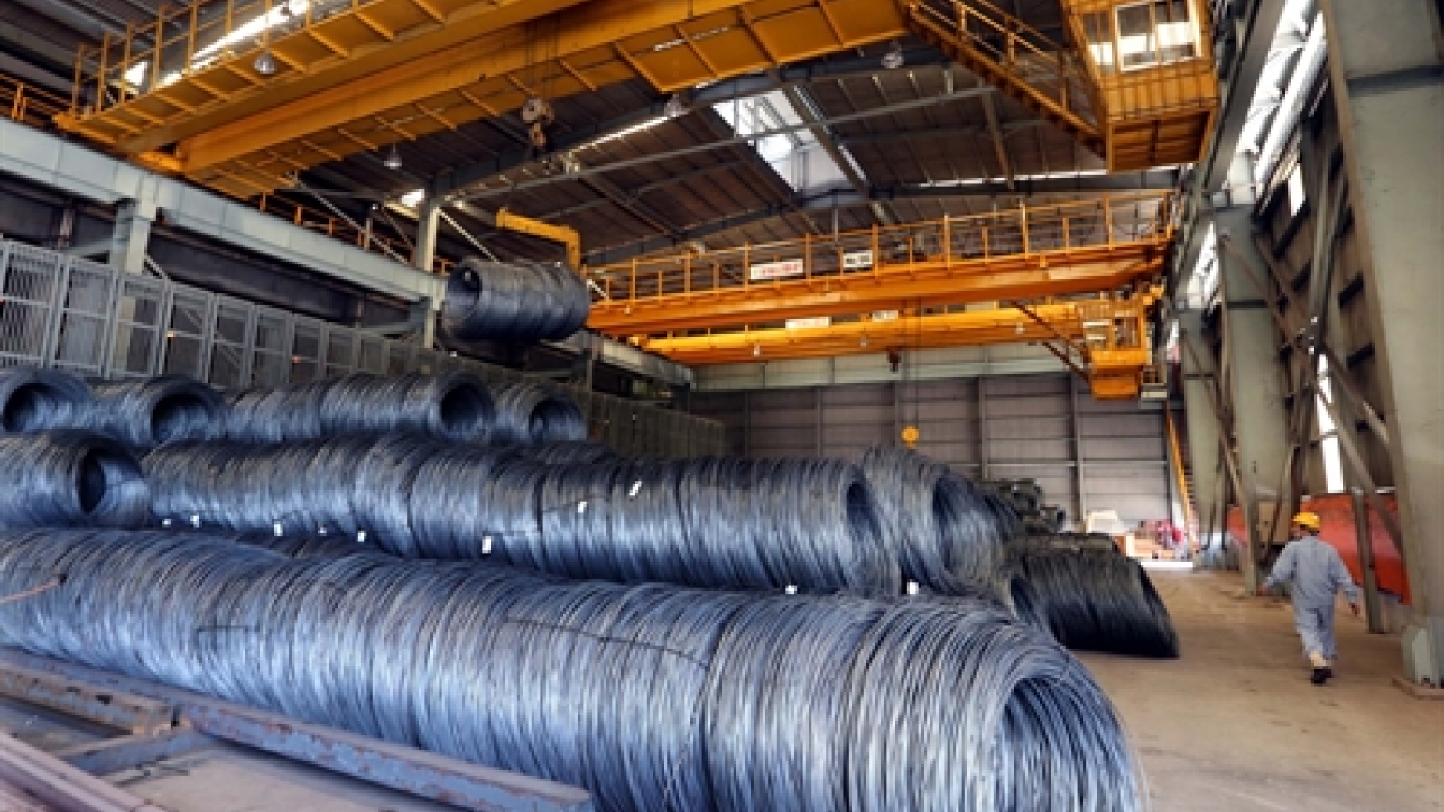 Manufacturers worry about steel price hikes