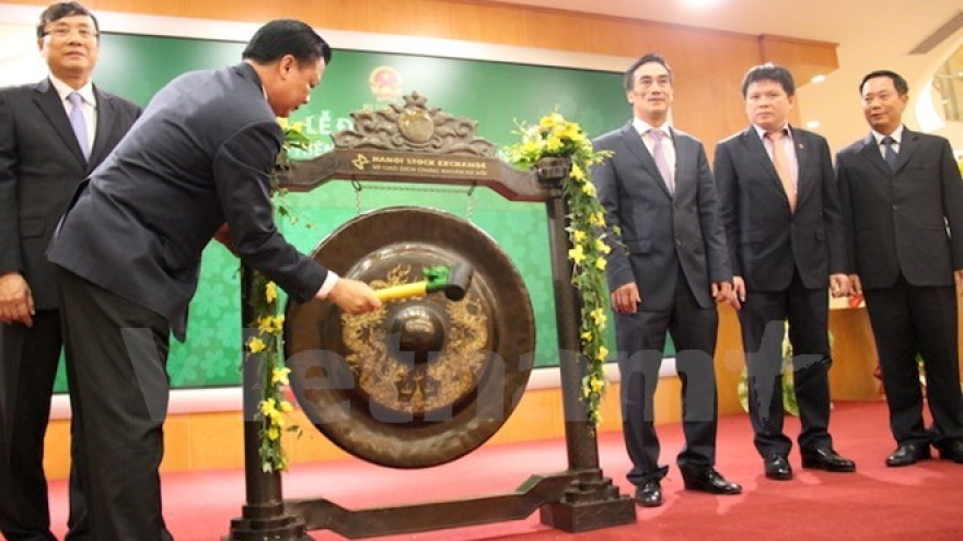 Hanoi Stock Exchange celebrates post-Tet opening