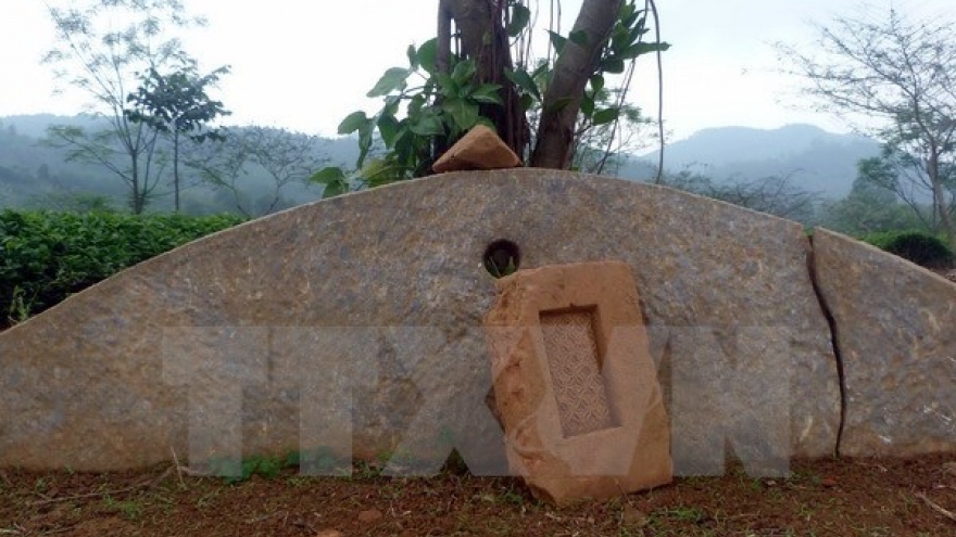 Ancient musical stone found in Tuyen Quang