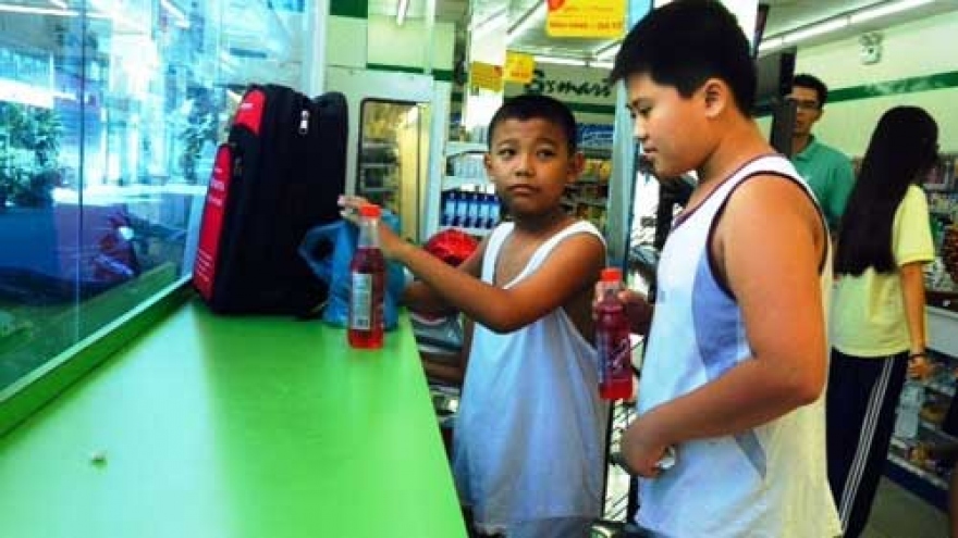 More convenience stores open at filling stations, supermarkets